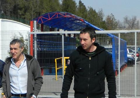 MM se întâlneşte la ora 16:00 cu ultraşii stelişti