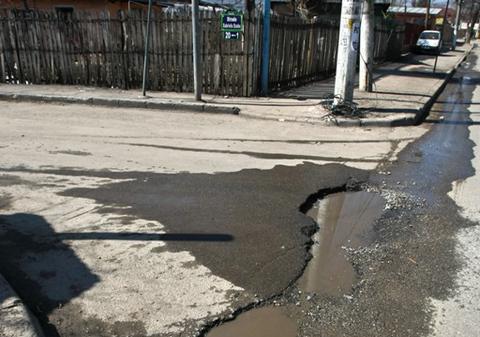Gabriela Szabo, ciuruită!