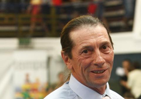 Ţi-ar plăcea să te plimbi cu barca prin Bucureşti? Vezi ce planuri are Ivan Patzaichin 