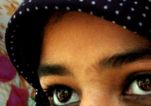 BLESTEMUL FRUMUSEŢII. Mutilate pe viaţă drept pedeapsă pentru că arată bine | VIDEO