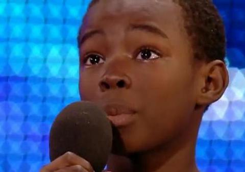 "Asta e deja PREA MULT!" Secundele de la Britain's Got Talent care I-AU ŞOCAT pe englezi: de emoţii, un puşti s-a prăbuşit pe scenă | VIDEO
