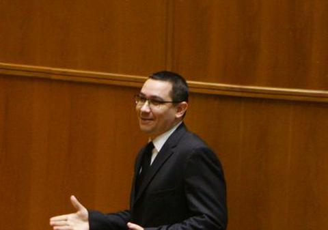 Atacuri la nivel înalt. Ponta: "Nici dacă-i împuşti nu e suficient" | Anastase: "Acest personaj are probleme psihiatrice"