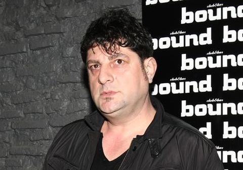 Tavi Colen: "80% dintre cântăreţii din România ar trebui să plece acasă"