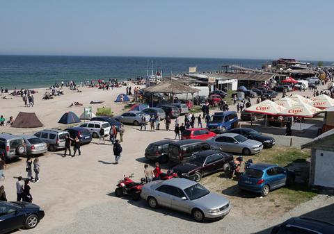 Mamaia şi Vama Veche, cele mai căutate staţiuni de 1 mai| STUDIU