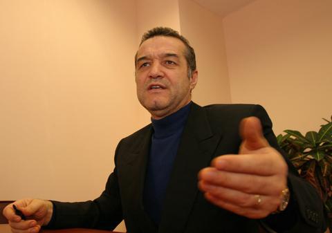 Gigi Becali: ”Ne vom bate cu CFR Cluj cu titlul pe masă!”