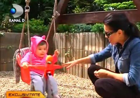 Iată cât de frumuşică este fiica Simonei Pătruleasa! FOTO