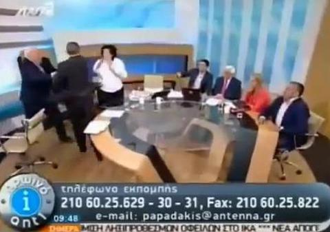 SPECTACOL JALNIC LA TV. Un bărbat bate o politiciană, în timpul unei emisiuni, în direct
