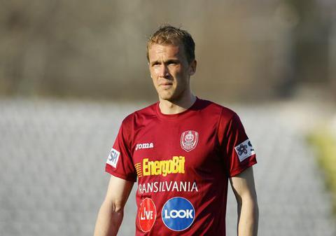 Kapetanos, atac la Gigi Becali: "Vorbeşte toată ziua şi nu face nimic pentru echipă". Vezi cum l-a ameninţat patronul!