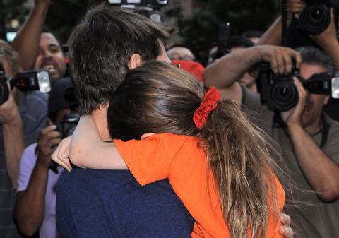Momente HALUCINANTE la PRIMA APARIŢIE publică a lui TOM CRUISE cu fiica sa după anunţul divorţului de Katie Holmes | FOTO