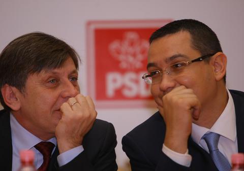 ŞEDINŢĂ DE URGENŢĂ USL: Crin Antonescu: "Voinţa a 6 politruci a învins voinţa românilor!"