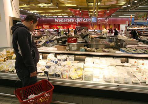 Lege: Supermarketurile, obligate să vândă mai multe produse românești