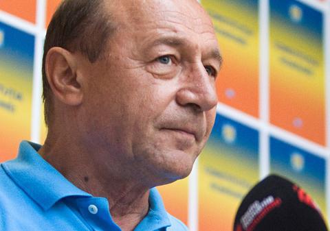 BĂSESCU: "N-O DUC PREA BINE!". Cui i-a spus asta preşedintele suspendat