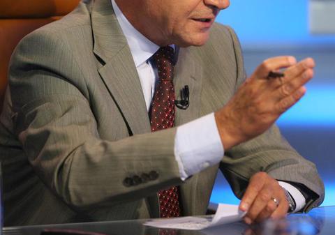PE CINE ÎŞI DOREŞTE BĂSESCU LÂNGĂ EL, la Bruxelles?