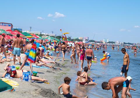 Cresc tarifele pe litoralul românesc pentru vara anului viitor