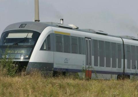 Scade preţul biletelor CFR. Află în ce condiţii!