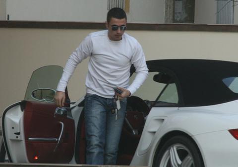 Alin Cocoş A RĂMAS FĂRĂ PERMIS. De supărare, a sărit la gâtul poliţiştilor!