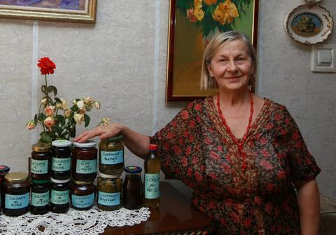 DECIZIA care va REVOLTA GOSPODINELE! UE interzice refolosirea borcanelor de gem!