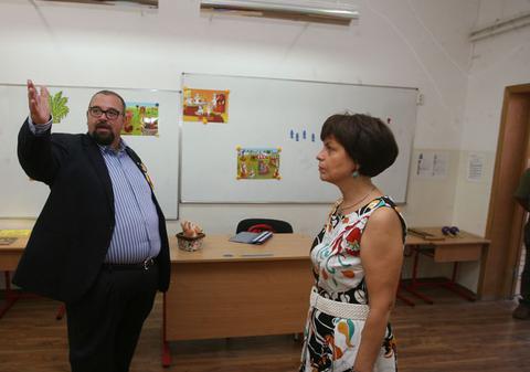 Profesorii care au elevi olimpici vor fi premiaţi