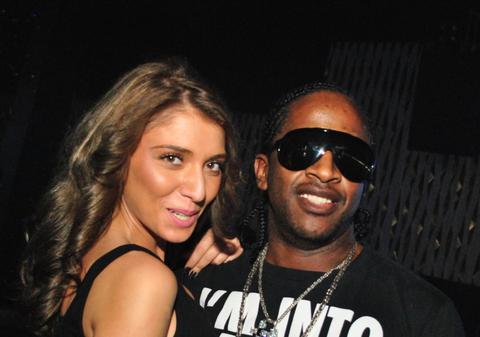 R.I.O (Tony T) le-a pus "gând rău" româncelor! Uite cum a petrecut înainte de concertul de diseară | FOTO