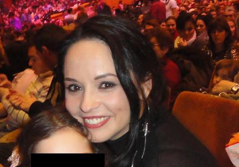 VIDEO EXCLUSIV/ Andreea Marin se pregătește de Sărbători împreună cu fiica sa. Are ajutor de nădejde în bucătărie!