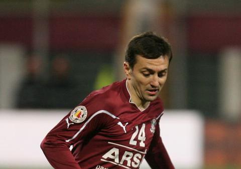 Surdu a plecat de la Rapid: "Le cer scuze steliştilor că i-am înjurat. Am fost forţat"