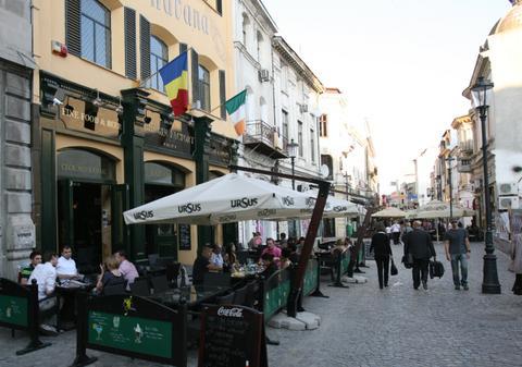 Programul teraselor din Centrul Istoric al Bucureştiului rămâne neschimbat