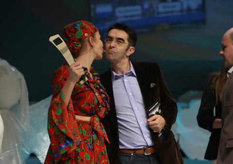 Mihai Găinușă vrea să fie Papa de la Roma! 