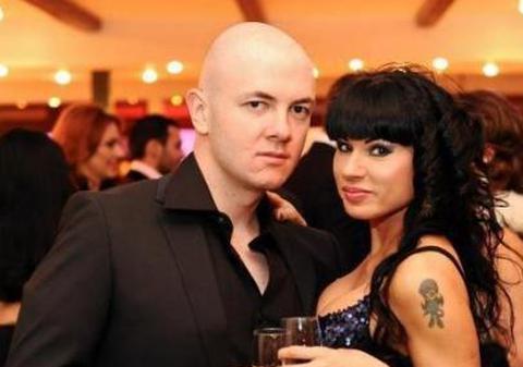 Roxana Marinescu şi Victor Schwartz pleacă în luna de miere ÎNAINTE de nuntă la SFATUL MEDICULUI!