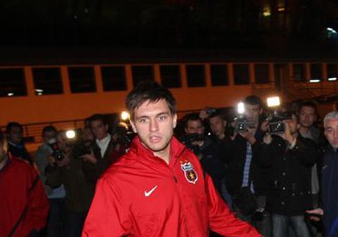 Jucătorii Stelei, treziţi în miez de noapte şi evacuaţi din hotelul londonez în care erau cazaţi