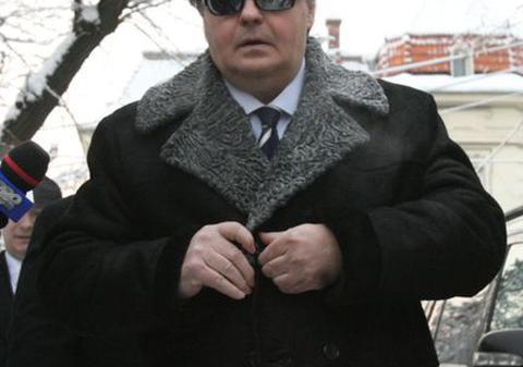 Vadim scrie din spital: "Le dau o veste proastă duşmanilor mei: sunt sănătos tun"