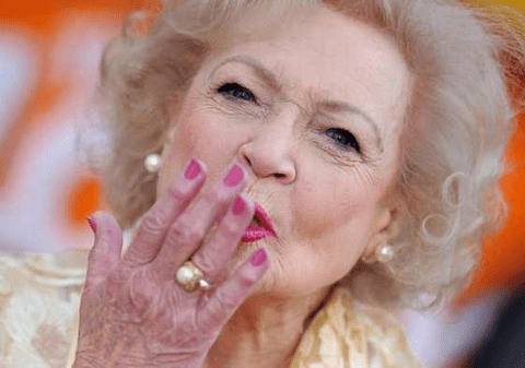 La 91 de ani, Betty White a fost desemnată cea mai fermecătoare vedetă din America