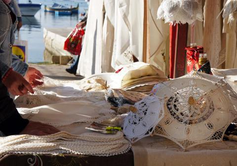Piete in aer liber in Malta