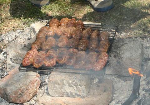 Fără mici de 1 Mai! Slujba de Paște stinge grătarele pe Litoral