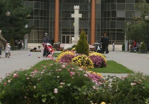 Primăria sectorului 2 în proces cu un ONG 