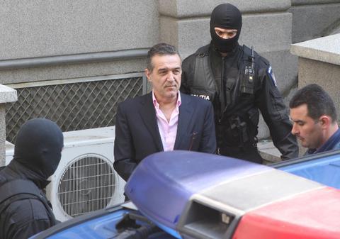 CÂND află BECALI daca va fi LIBER de ziua lui. Vezi care e procedura!