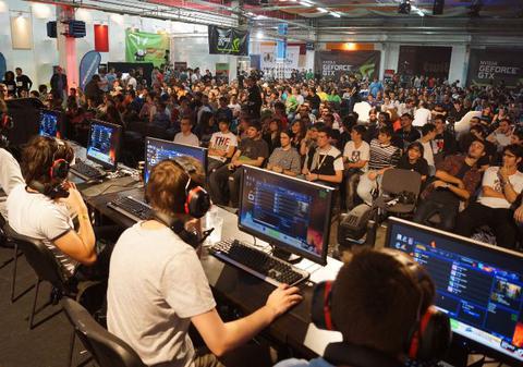 PREMIERĂ: Campionatul Mondial de SPORT ELECTRONIC se ţine la Bucureşti
