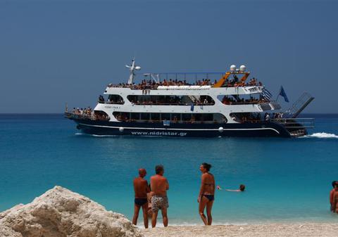 Croaziera pe insula lui Ulysse cu Nidri Star Boat