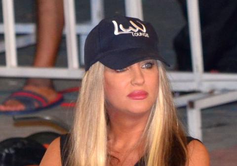 Tania Budi, tristă şi cu şapca pe ochi - FOTO