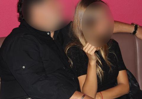 Nu s-au MAI FERIT şi şi-au DAT RELAŢIA pe FAŢĂ! Vezi CE SOLIST de la NOI a FOST SURPRINS CU IUBITA! FOTO