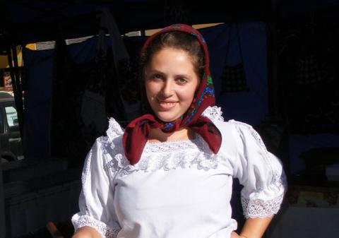 Maramureşencele dau BALMOŞ GRATIS în Centrul Bucureştiului!