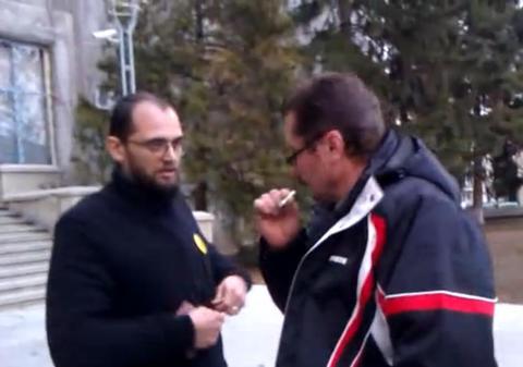 ATENŢIE, LIMBAJ OBSCEN. Oreste l-a făcut praf pe un presupus şef al mascaţilor! Asta înseamnă să ai TUPEU DE VEDETĂ | VIDEO