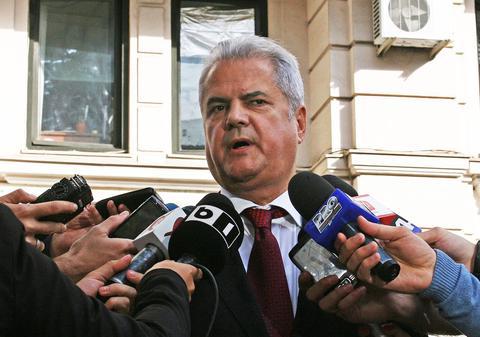 Zi importantă pentru Adrian Năstase. Fostul premier s-ar putea întoarce astăzi la puşcărie