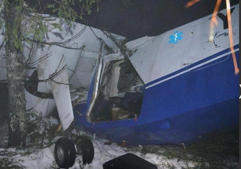 Noi imagini de la locul accidentului aviatic! | FOTO