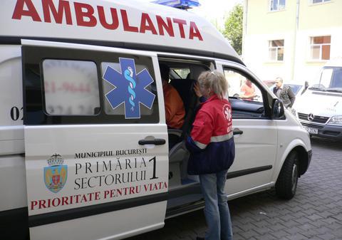 Vezi în ce condiţii AMBULANŢA SOCIALĂ  vine GRATIS la domiciliu