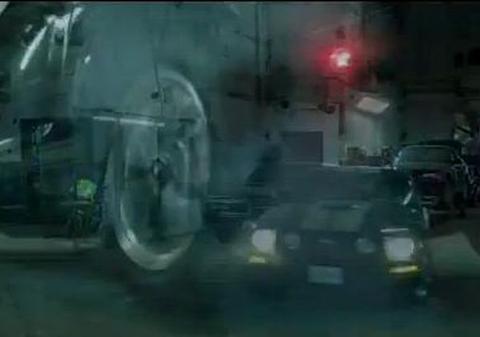 Aşa arată ULTIMA MAŞINĂ CONDUSĂ ÎN FILME de Paul Walker! Imagini emoţionante din drama "Brick Mansions" l VIDEO SFÂŞIETOR