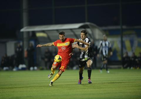 Adrian Mutu: "Abia aştept să joc pe Ilie Oană"