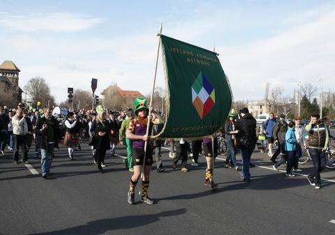 ST. PATRICK'S DAY la BUCUREŞTI! Uite cum a petrecut lumea! | FOTO