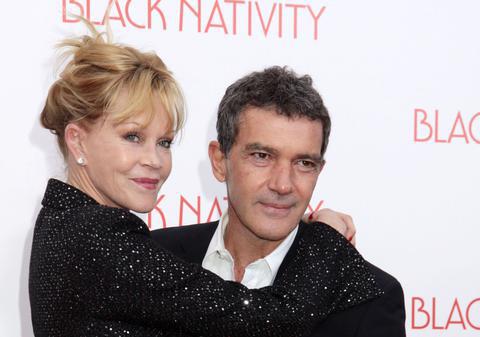 BOMBĂ! ANTONIO BANDERAS şi MELANIE GRIFFITH DIVORŢEAZĂ după 17 ani de MARIAJ