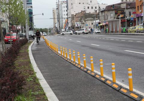 HARTA NOILOR PISTE DE BICICLETE! COŞMARUL BICICLIŞTILOR şi al PIETONILOR, la FINAL | FOTO