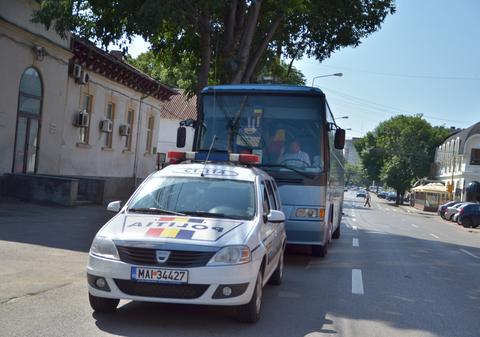 Turiştii români SINISTRAŢI la Albena, aduşi acasă cu AUTOCARELE de autorităţile române